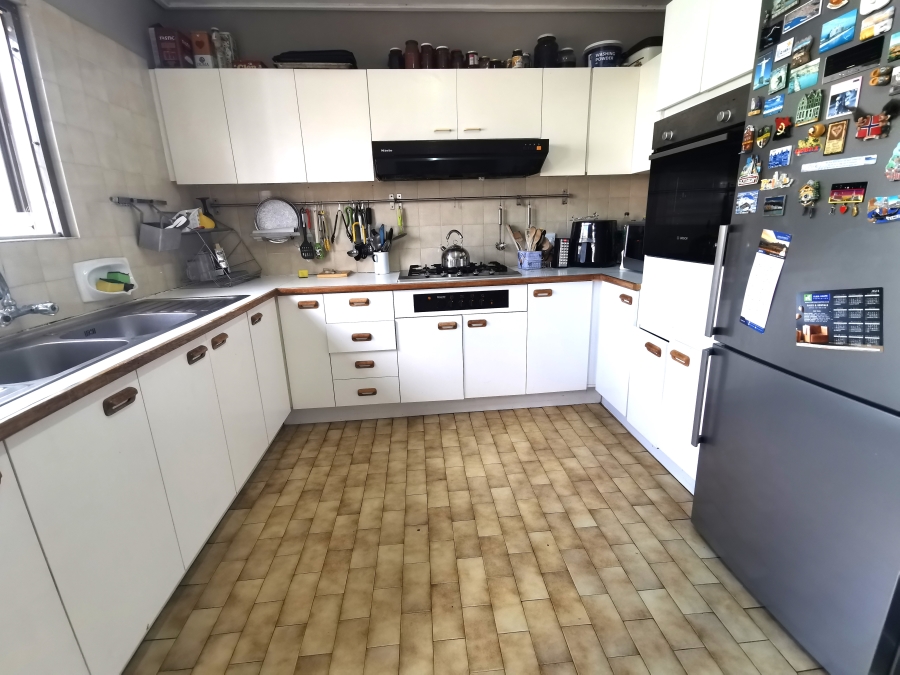 To Let 3 Bedroom Property for Rent in Kleingeluk Western Cape